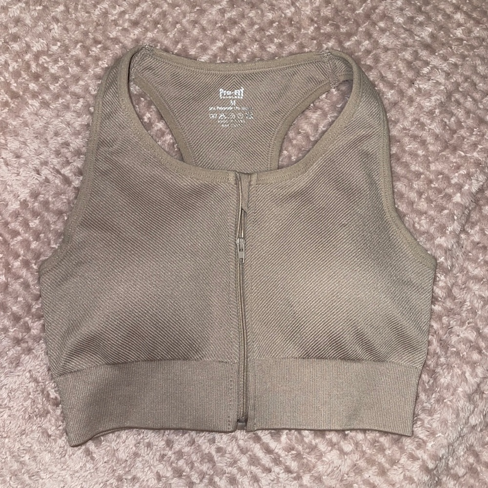 Zip up sports bra